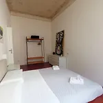 Casa Rossa Apartment *