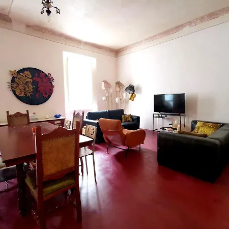 Casa Rossa * Bari